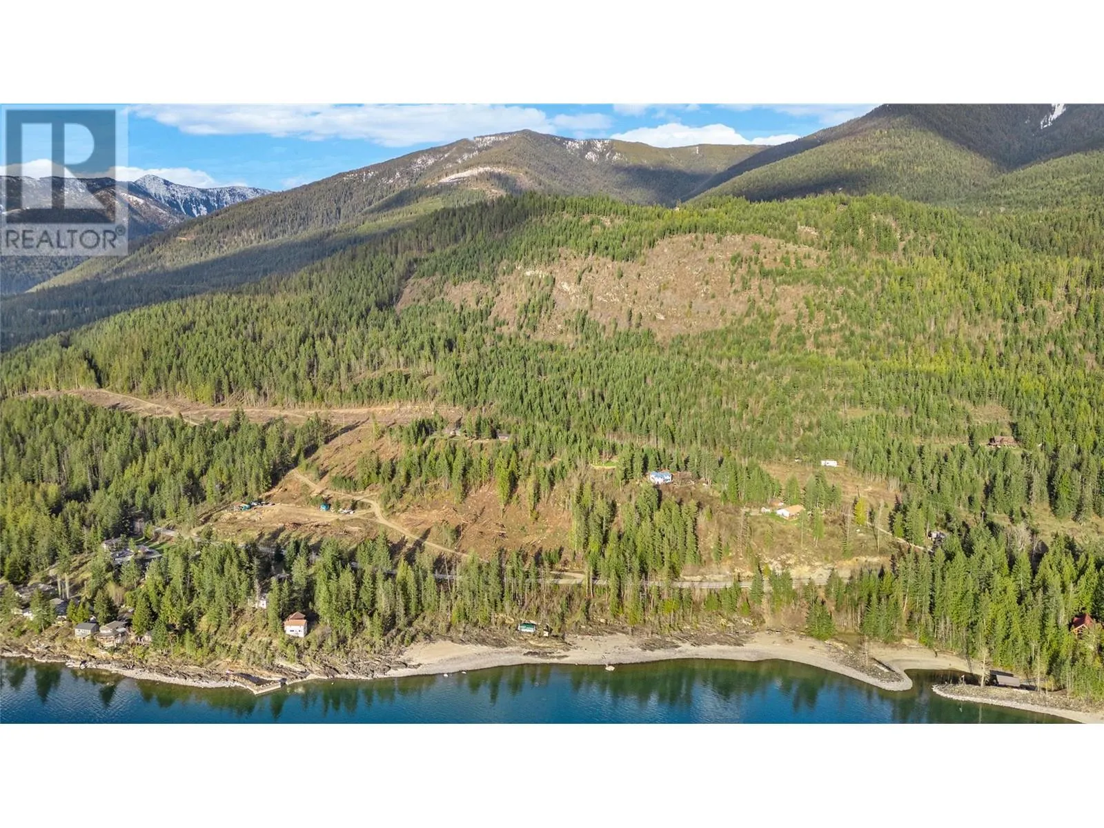 House for rent: & 14506 Highway 3a Unit# 14504, Gray Creek, British Columbia V0B 1S0