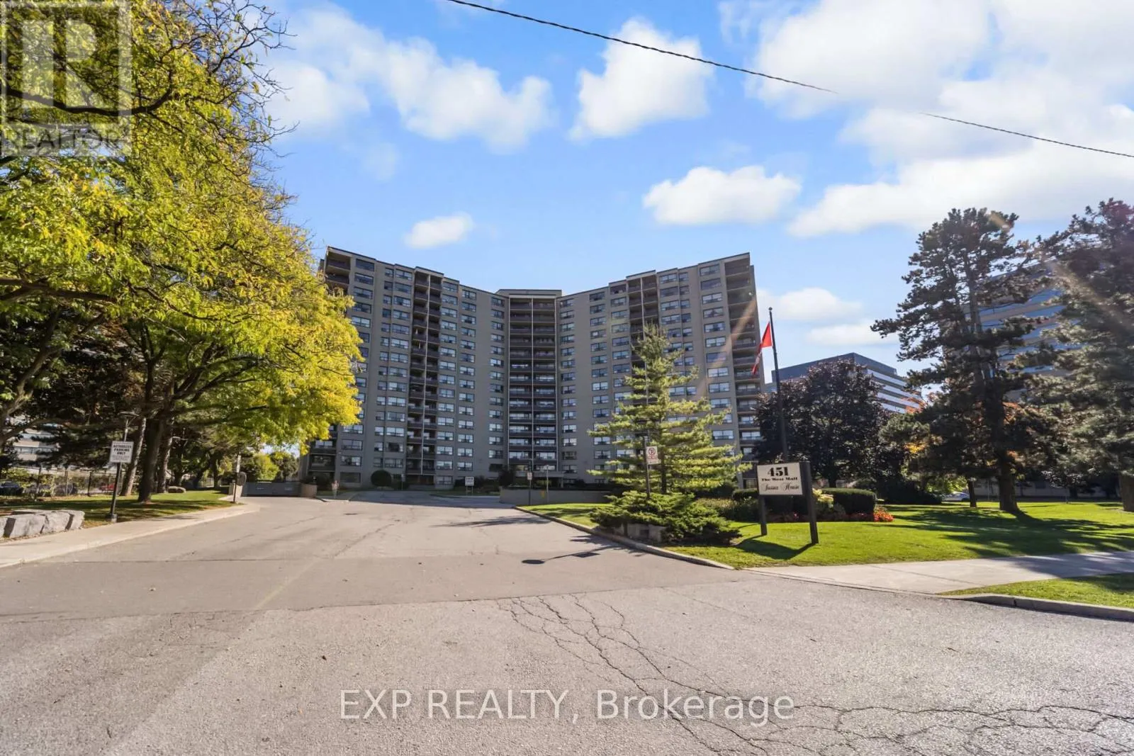 Apartment for rent: # 519 - 451 The West Mall, Toronto, Ontario M9C 1G1