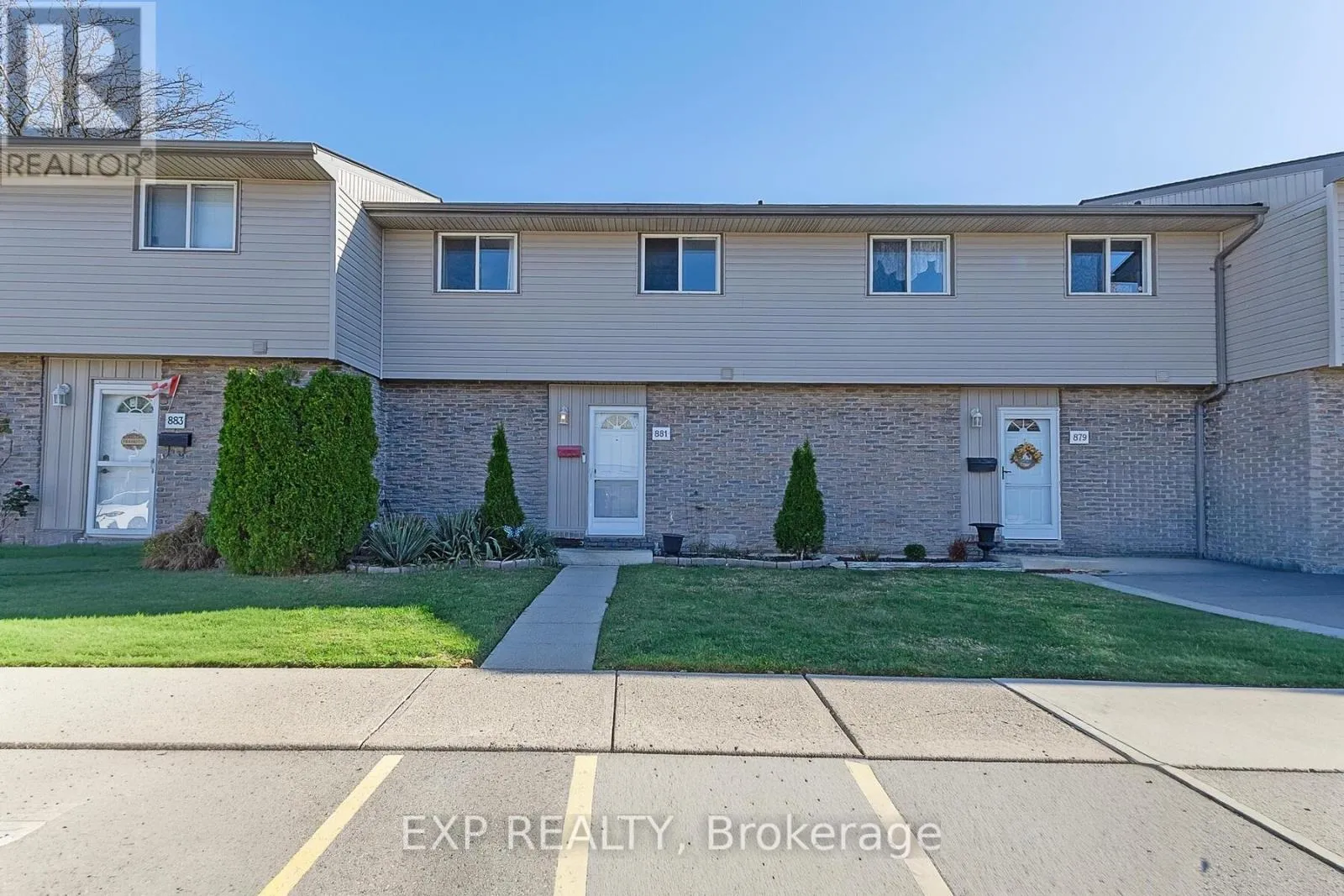 Row / Townhouse for rent: 0 - 881 Southdale Road E, London South, Ontario N6E 1V7