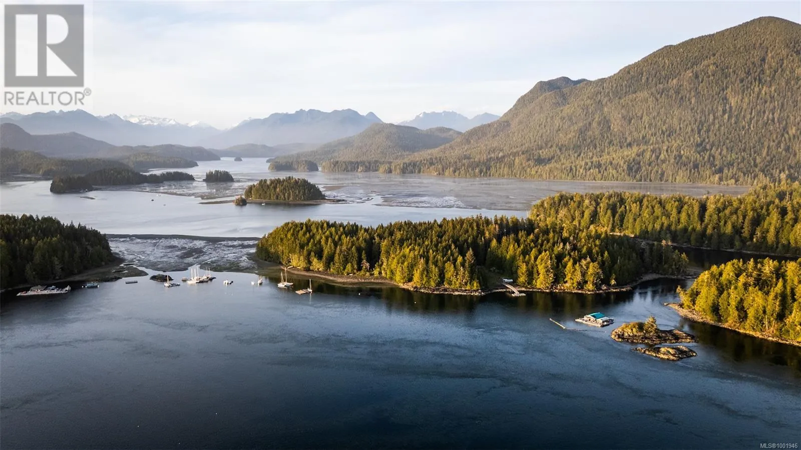 House for rent: 0 Neilson Island, Tofino, British Columbia V0R 2Z0