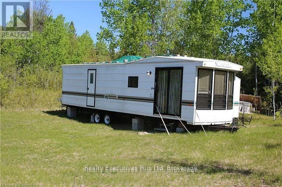 00 Pickerel & Jack Lake Road, Armour, Ontario P0A 1C0