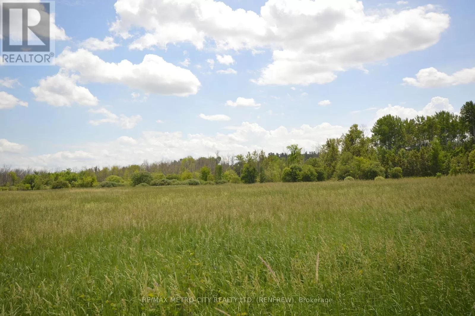 00 Storie Road, McNab/Braeside, Ontario K7V 3Z8