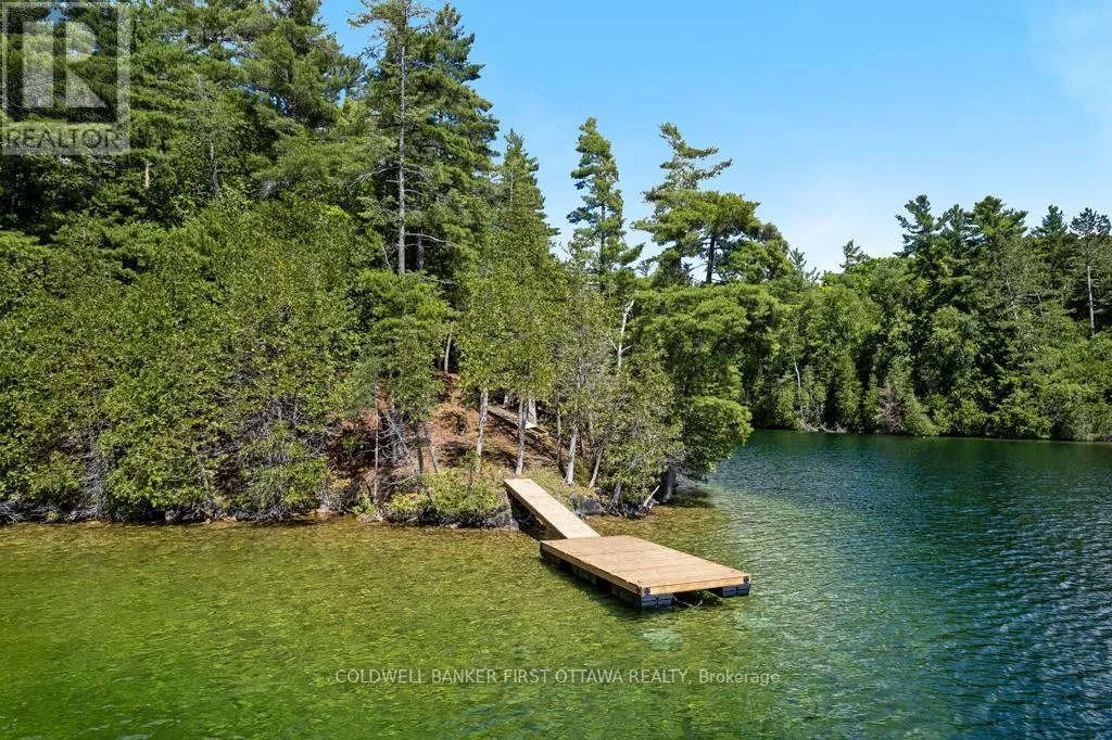 000 Palmerston Lake, Frontenac, Ontario K0H 2J0