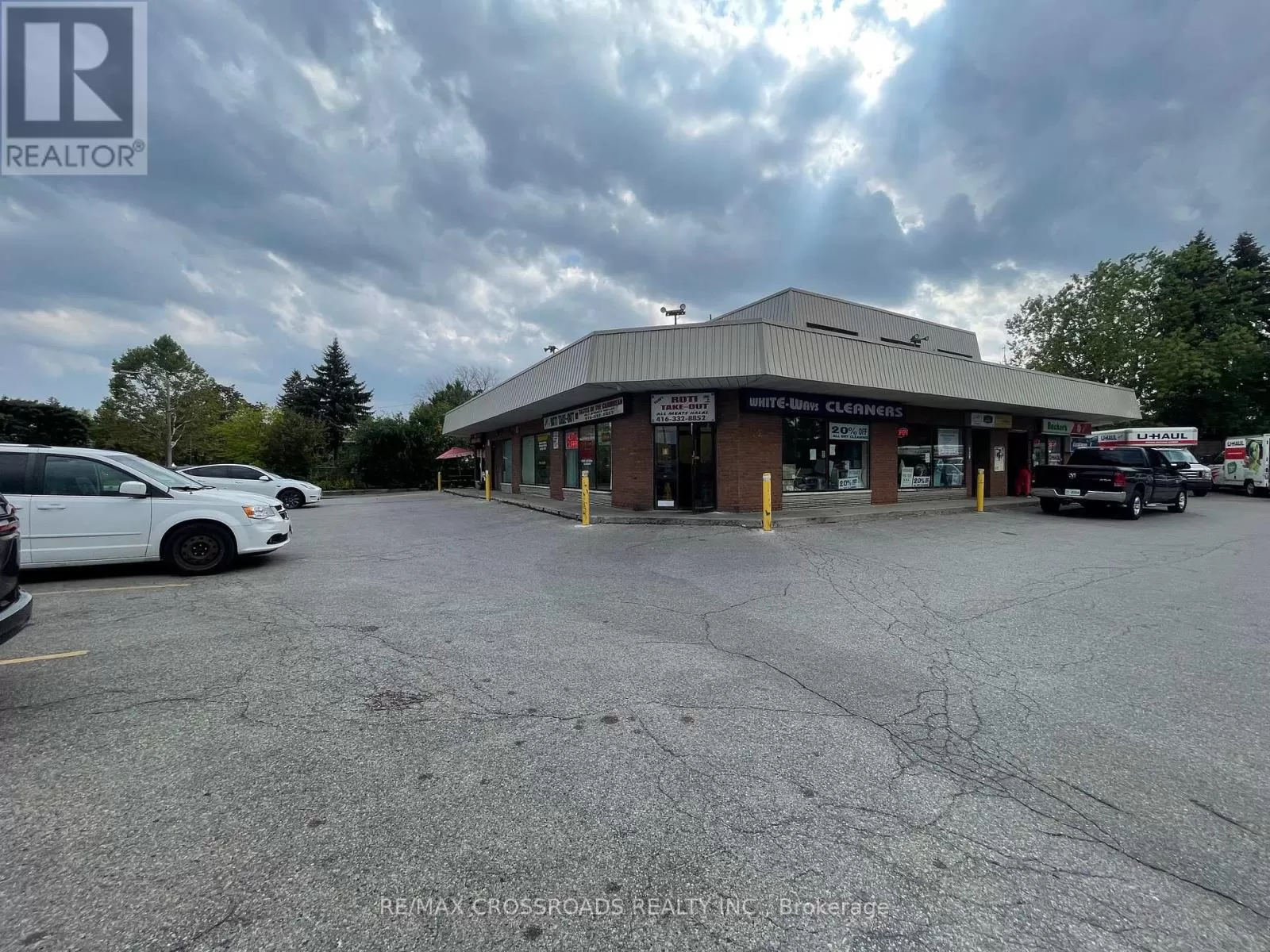 Offices for rent: 04 - 5741 Finch Avenue E, Toronto, Ontario M1B 2G5