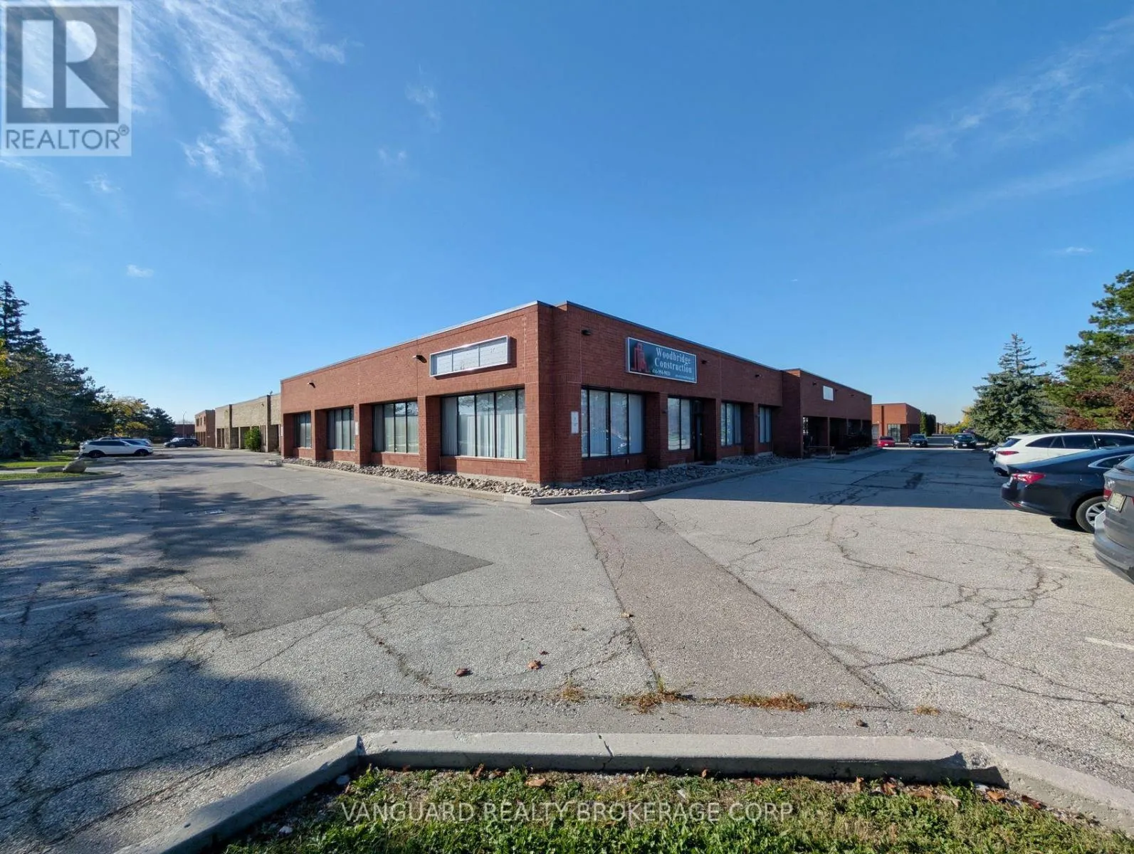 Offices for rent: 1 - 100 Marycroft Avenue, Vaughan, Ontario L4L 5Y4
