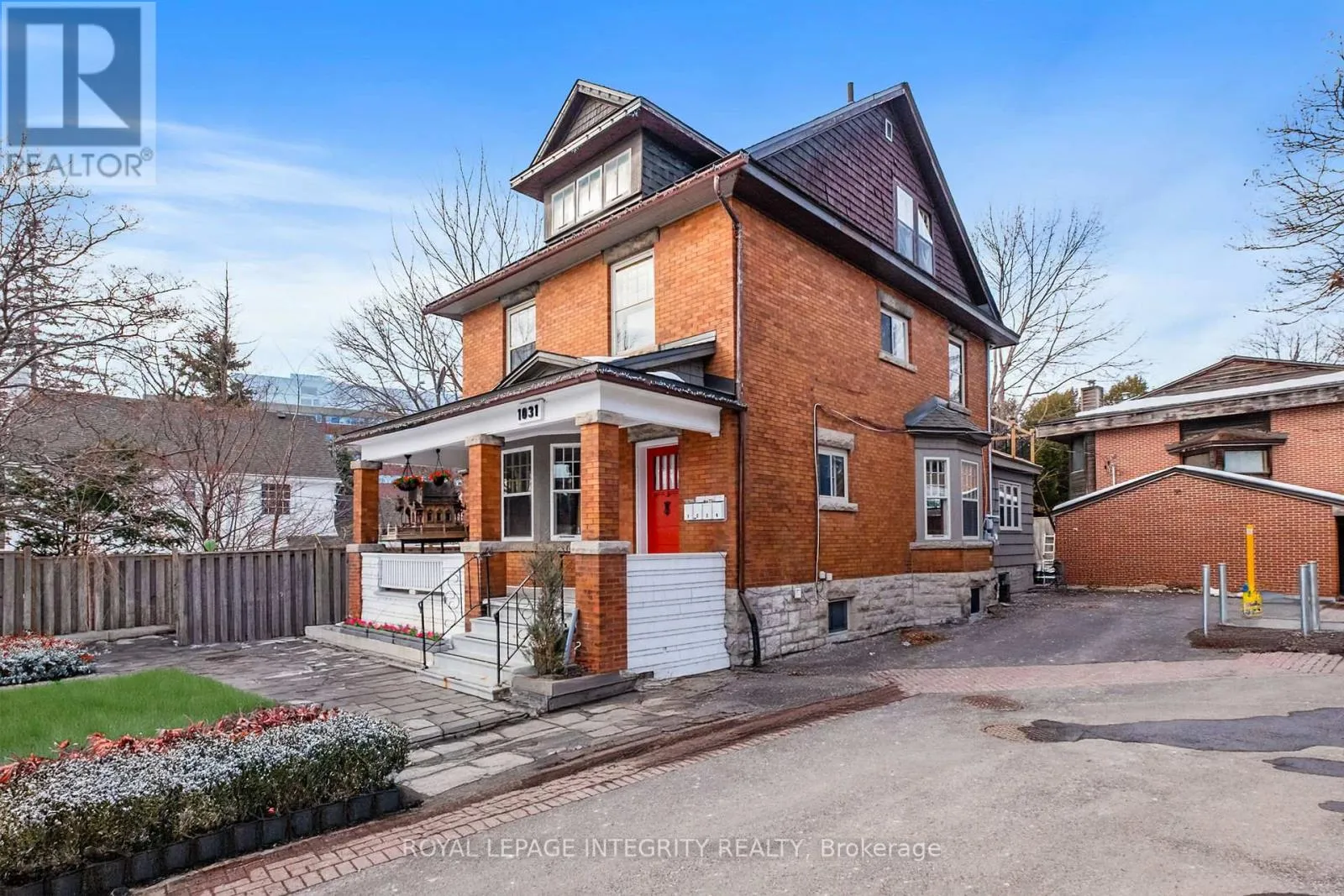 1 - 1031 Carling Avenue, Ottawa, Ontario K1Y 4E8