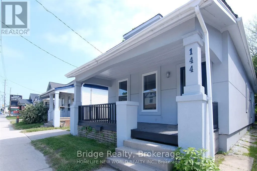 Duplex for rent: 1 - 1-144 Adelaide Street N, London East, Ontario N6B 3G8