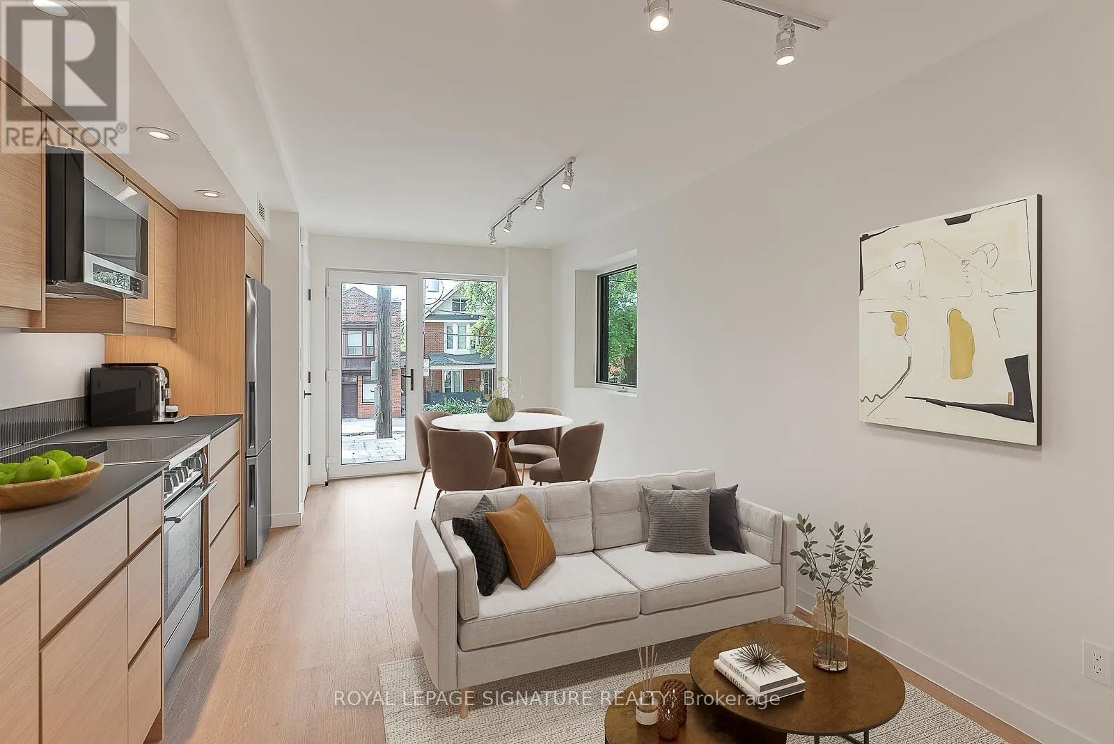 House for rent: 1 - 1254 Davenport Road, Toronto, Ontario M6H 2G9