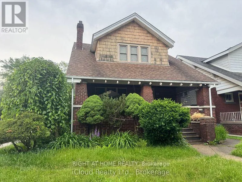 House for rent: 1 - 1395 Dougall Avenue, Windsor, Ontario N8X 1R6