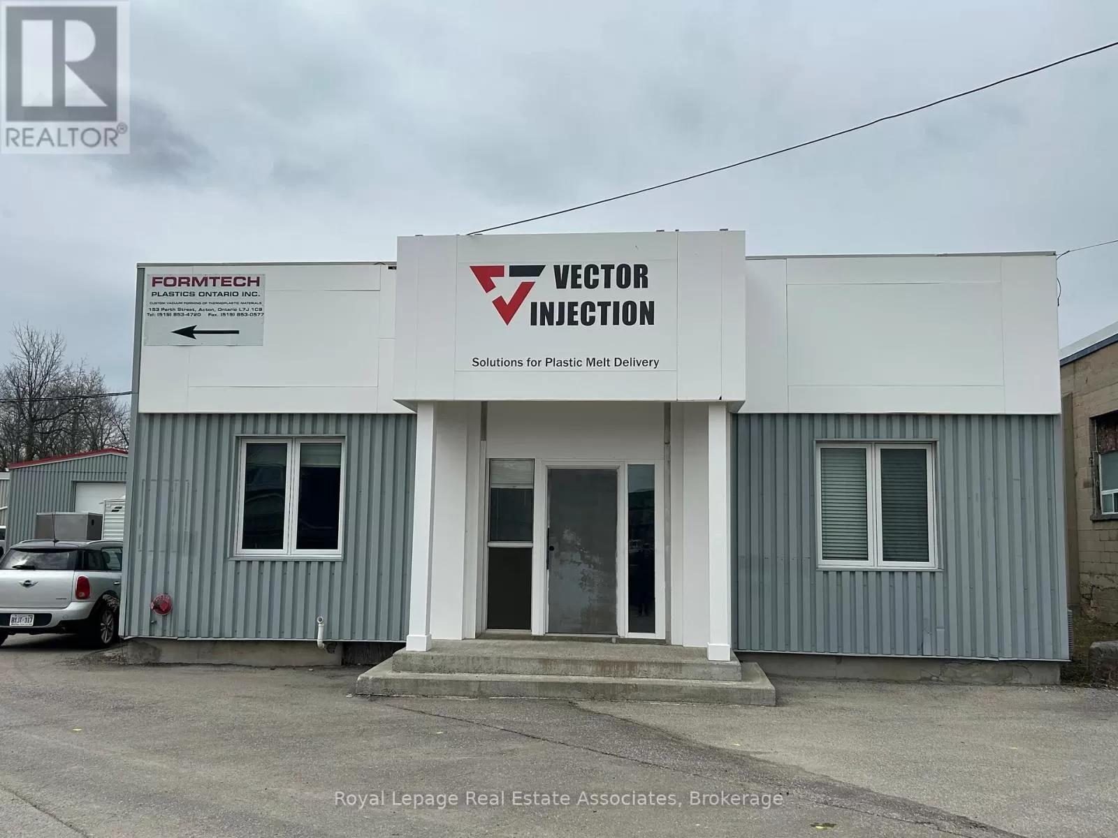 Offices for rent: 1 - 153 Perth Street, Halton Hills, Ontario L7J 1C9