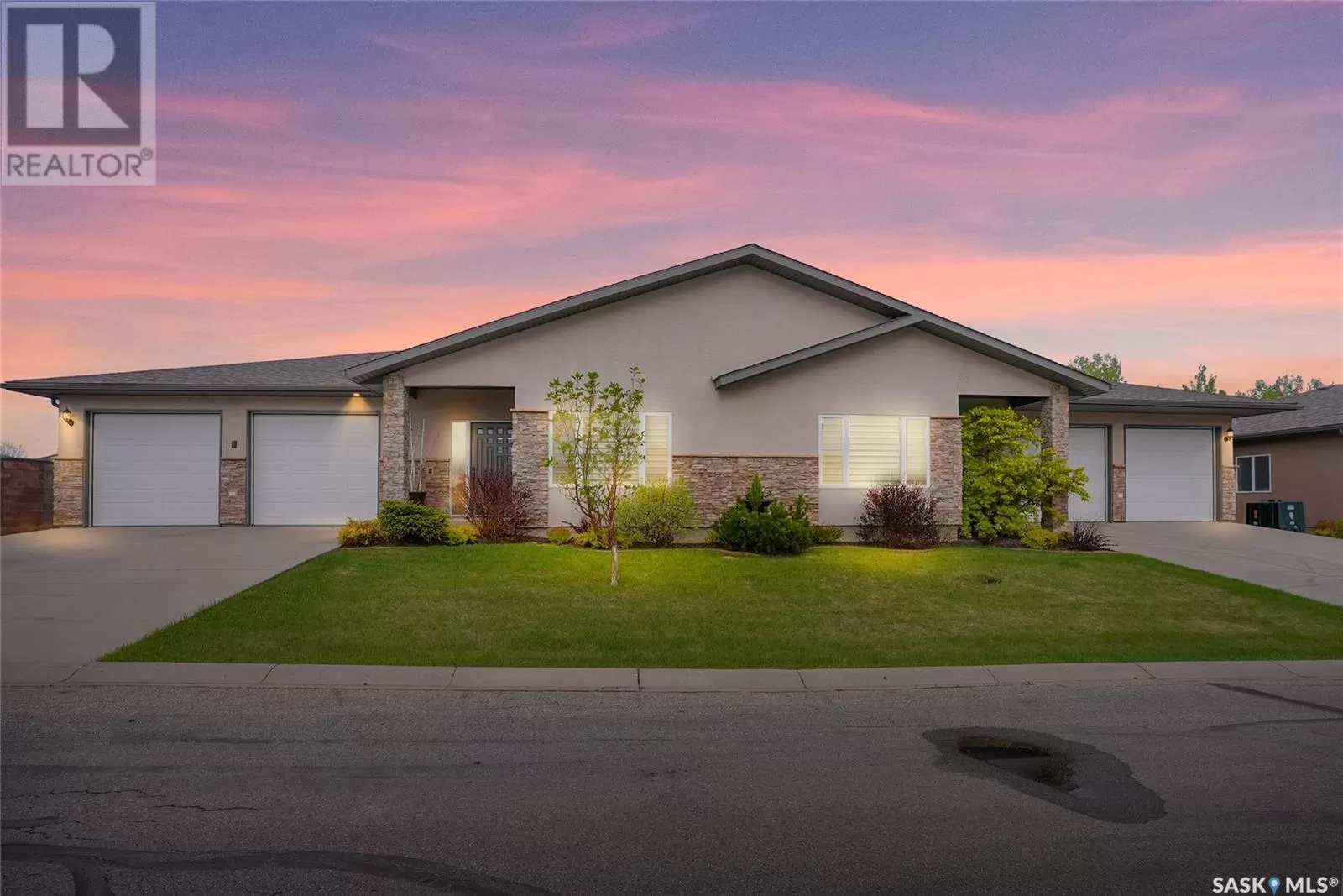 House for rent: 1 1590 4th Avenue, Moose Jaw, Saskatchewan S6J 0A5