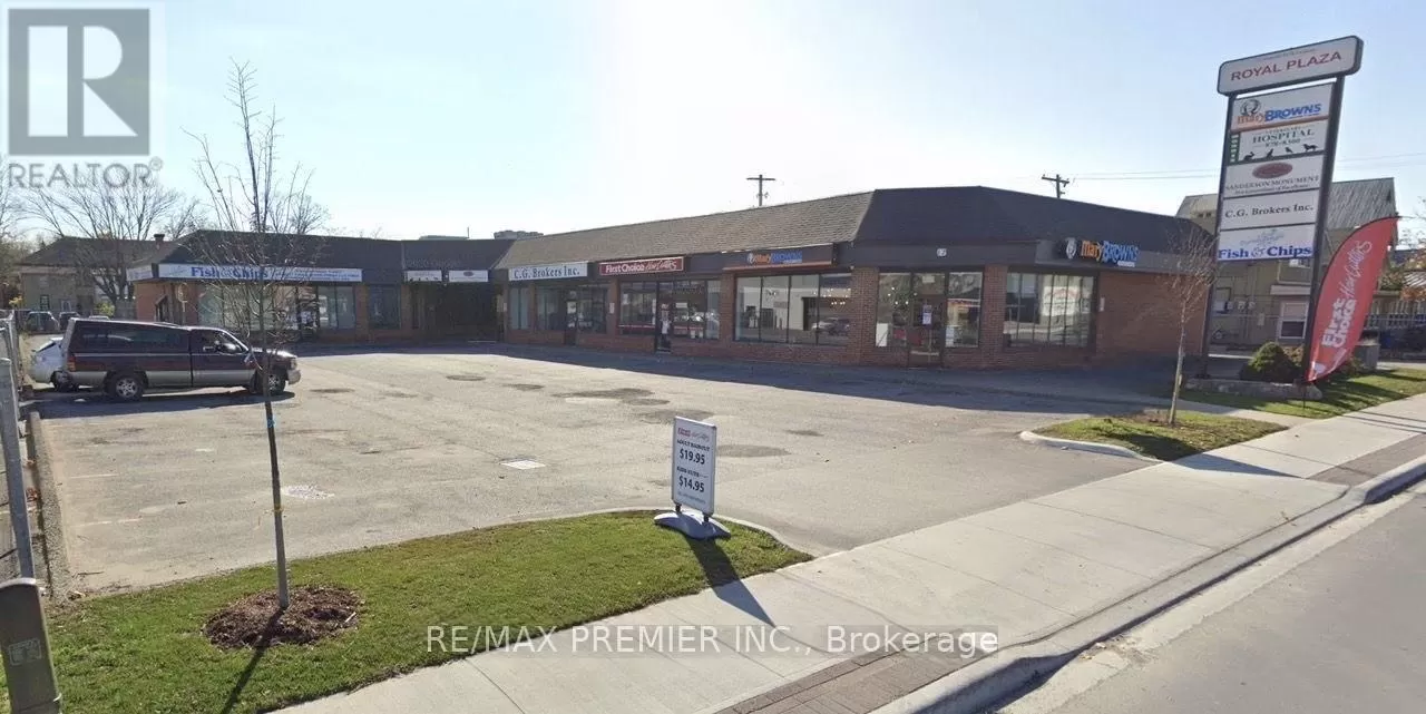 1 - 17 Russell Street W, Kawartha Lakes, Ontario K9V 2W5