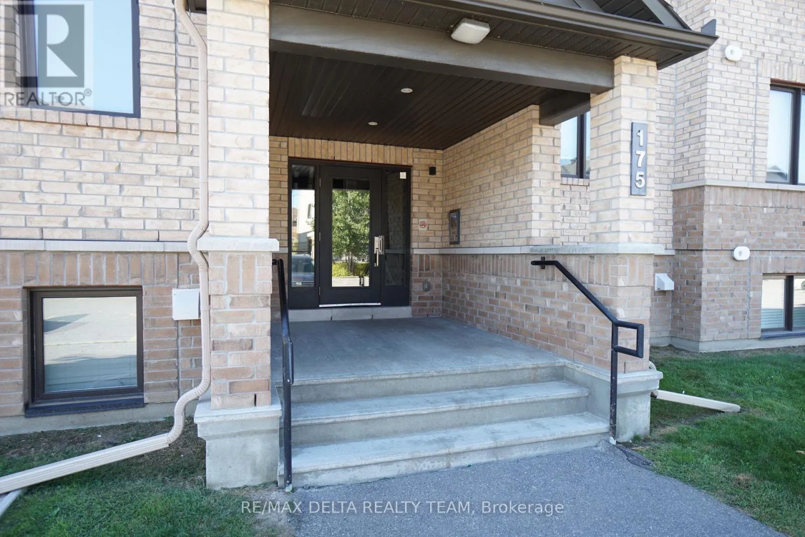 Apartment for rent: 1 - 175 Bluestone Private, Ottawa, Ontario K4A 0X7