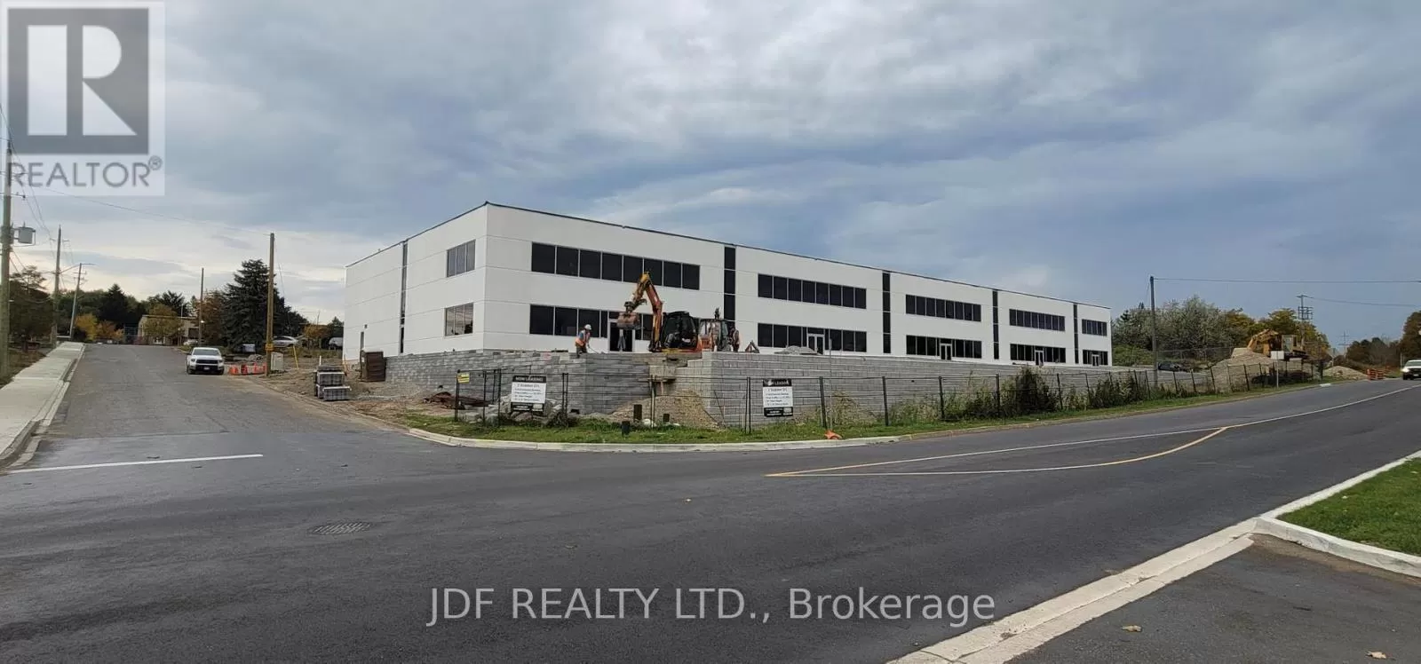Multi-Tenant Industrial for rent: 1 & 2 - 2 Scanlon Court, Aurora, Ontario L4G 7B2