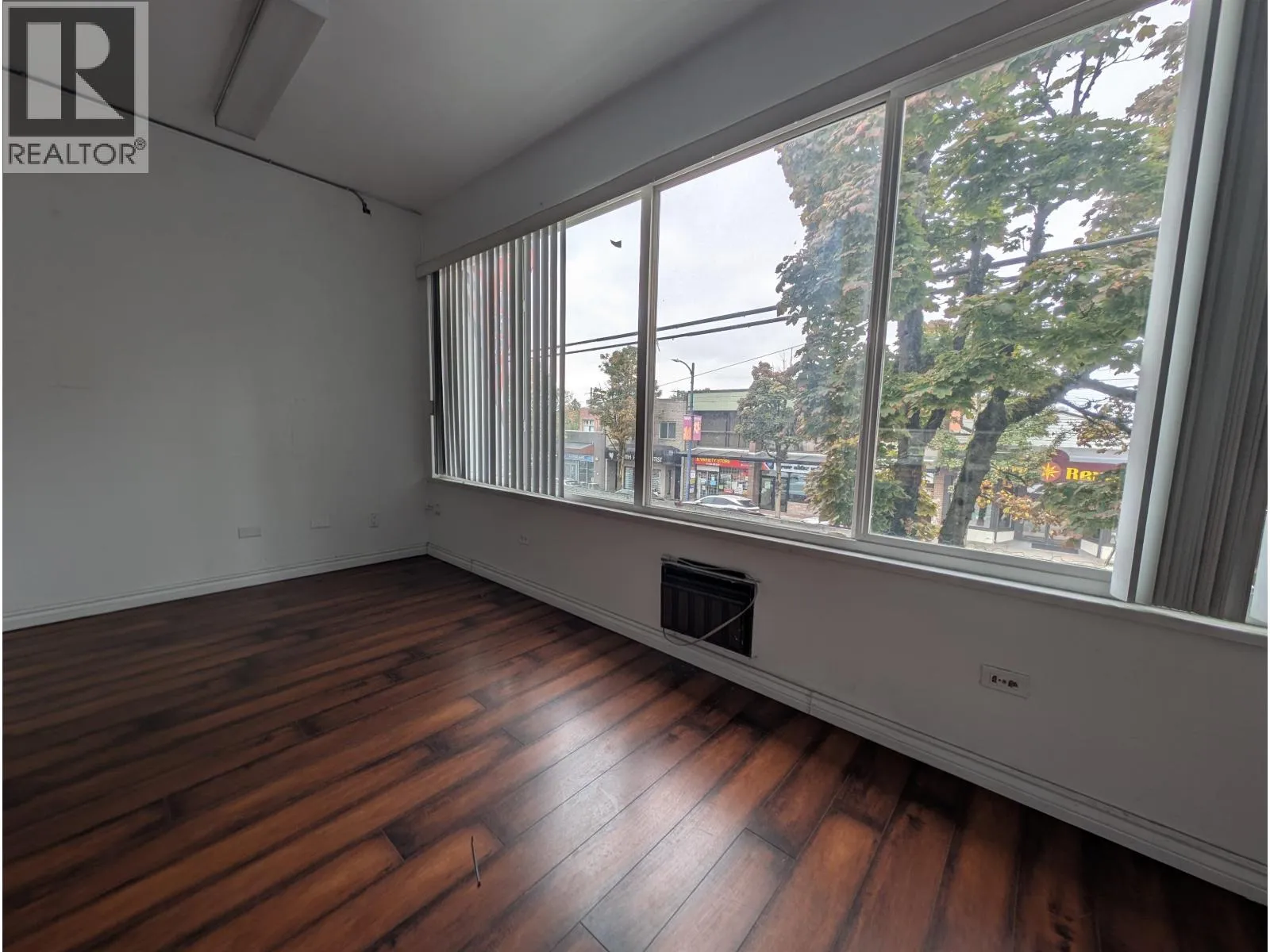 1 & 2 5936 Fraser Street, Vancouver, British Columbia V5W 2Z7