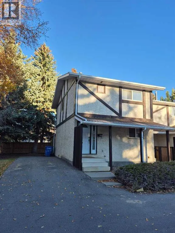 1, 20 Laval Boulevard W, Lethbridge, Alberta T1K 4E4