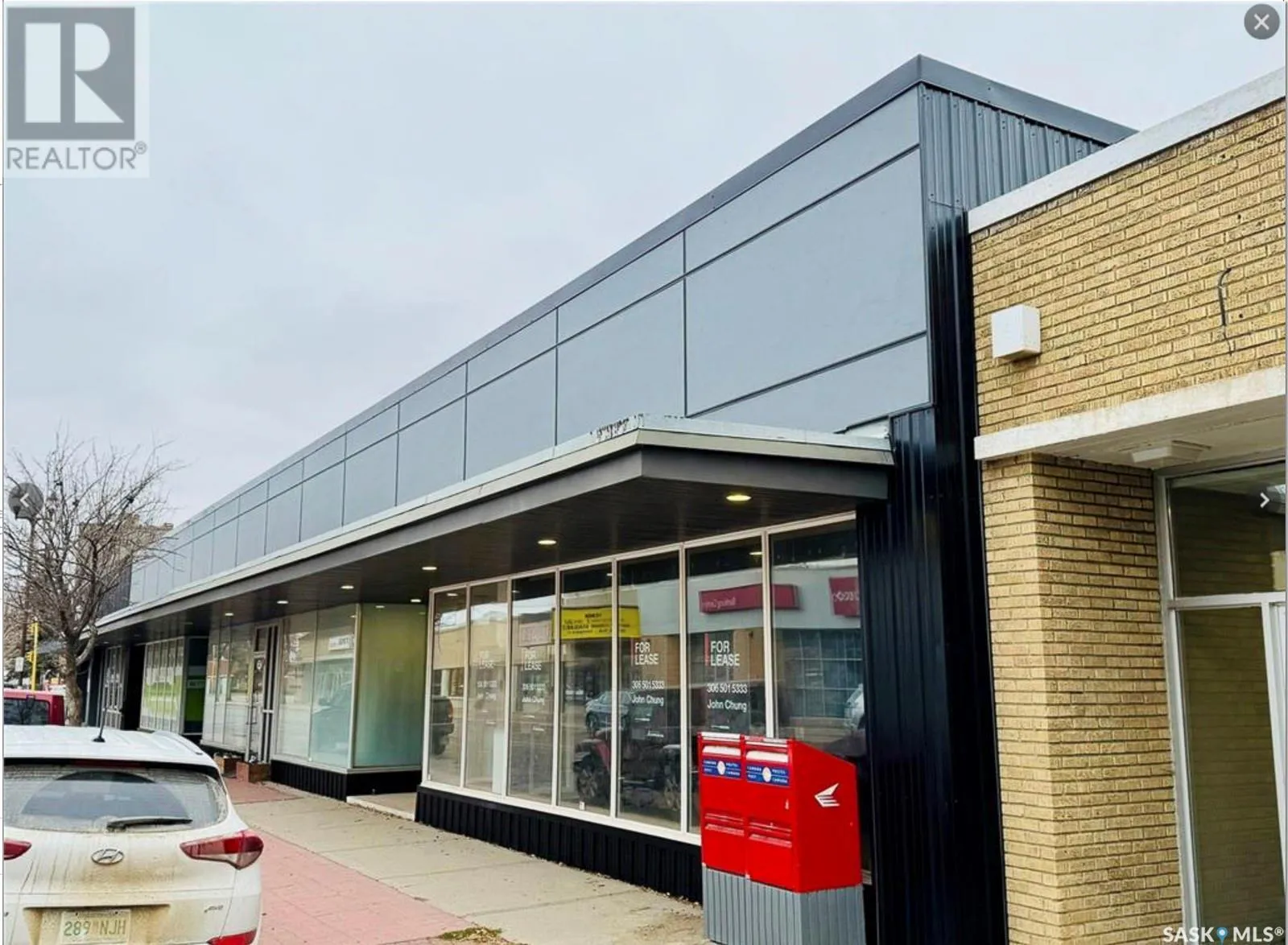 Retail for rent: 1 27 2nd Avenue, Yorkton, Saskatchewan S3N 1G1