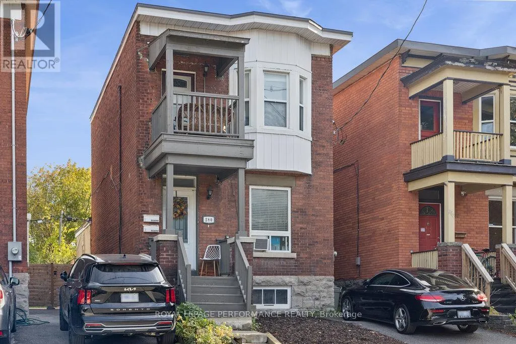 Duplex for rent: 1 - 280 Arlington Avenue, Ottawa, Ontario K1R 5T2