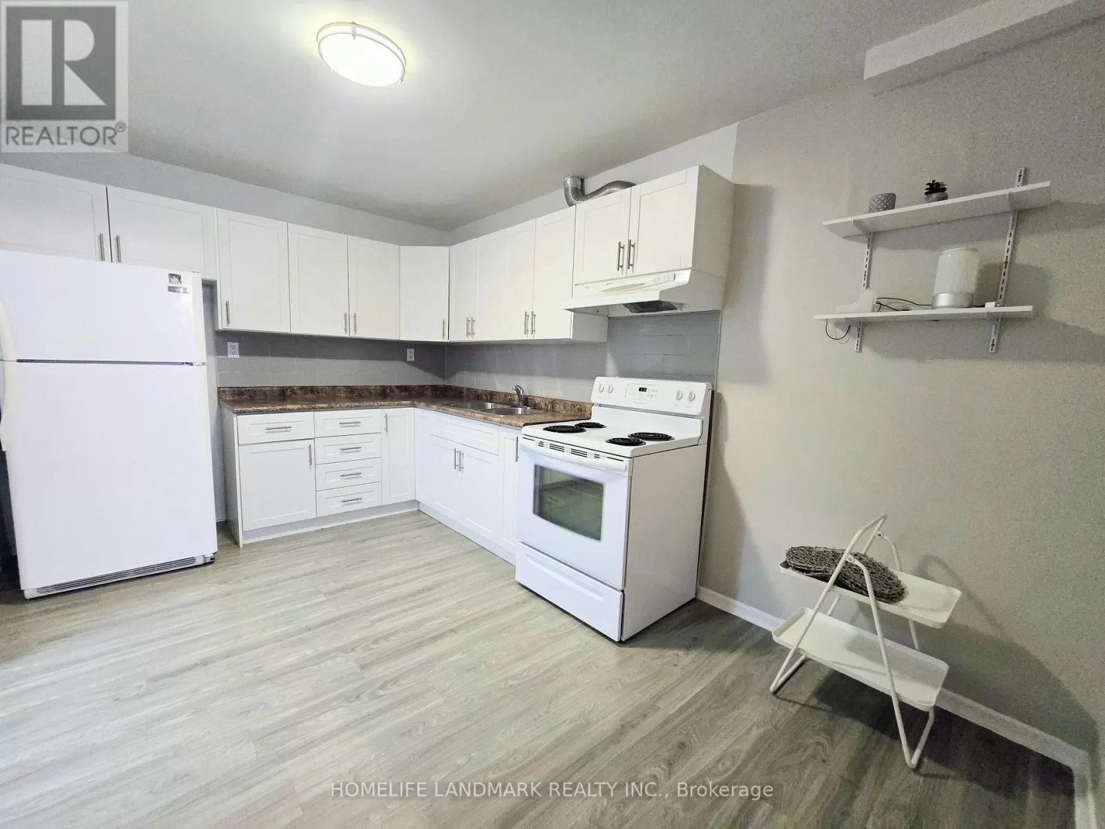 Residential Commercial Mix for rent: 1 - 2844 Danforth Avenue, Toronto, Ontario M4C 1M1