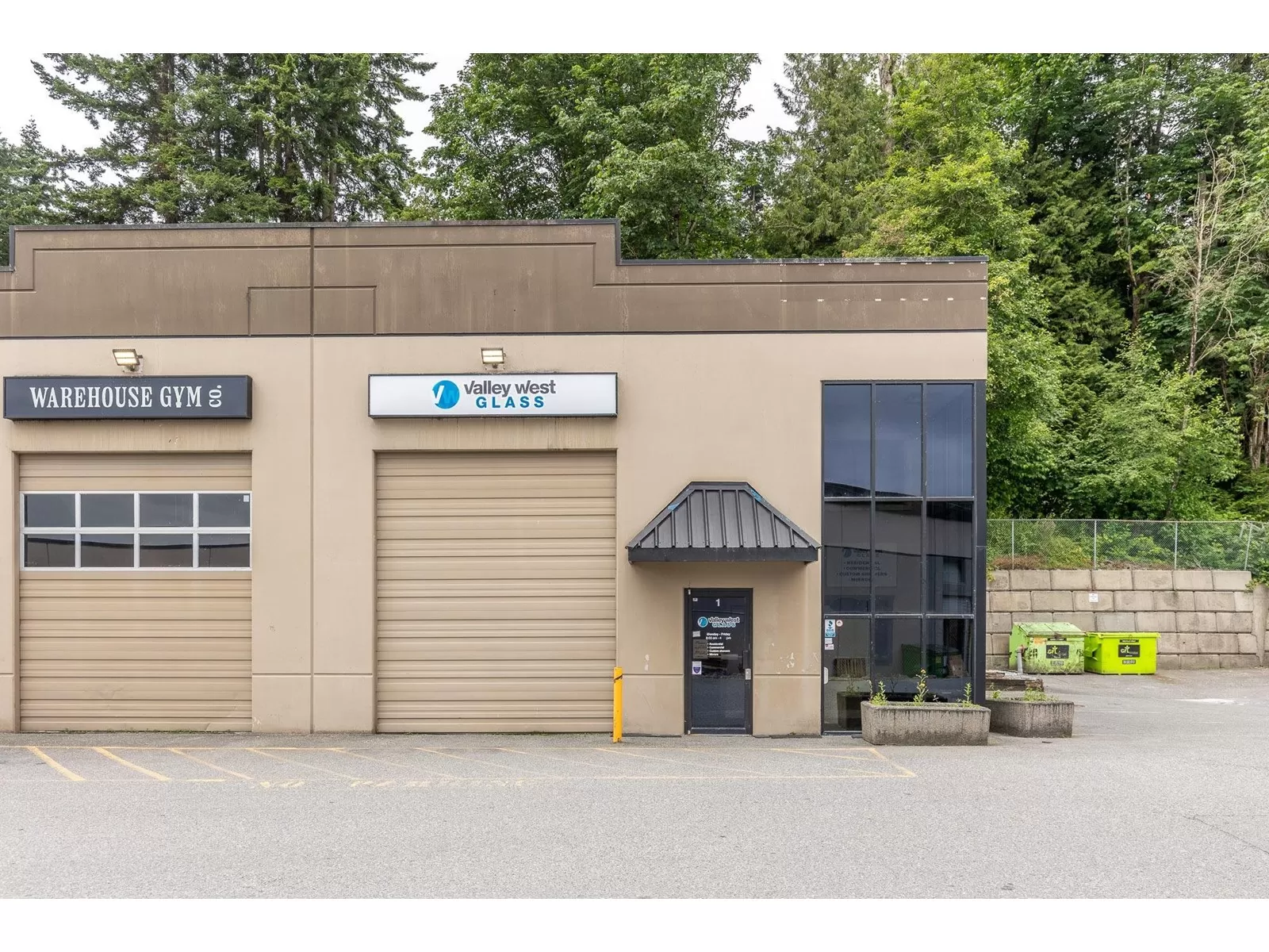 1 34100 South Fraser Way, Abbotsford, British Columbia V2S 2C6