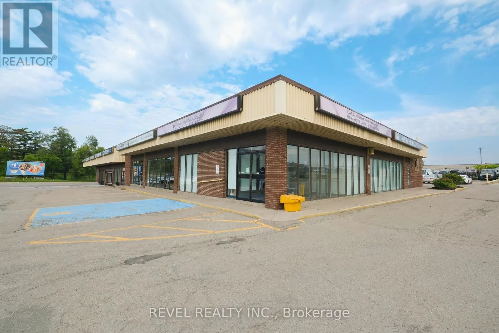 1 - 350 Wentworth Street E, Oshawa, Ontario L1H 7R7