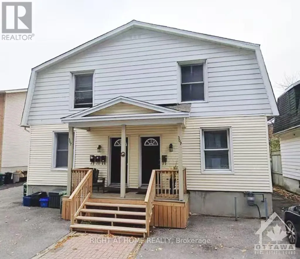 Fourplex for rent: 1 - 367 Dominion Avenue, Ottawa, Ontario K2A 2H1