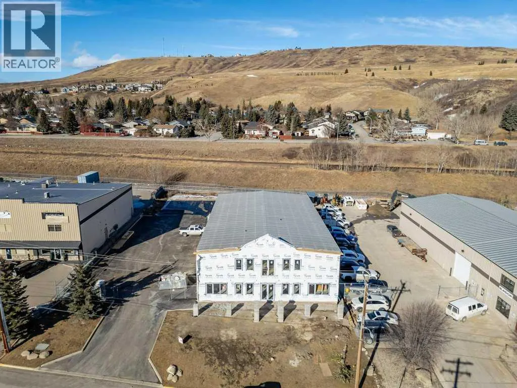 Offices for rent: 1, 38 Griffin Industrial Point E, Cochrane, Alberta T4C 0A3