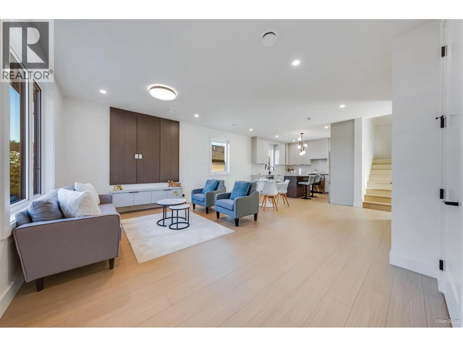 Row / Townhouse for rent: 1 4211 Graveley Street, Burnaby, British Columbia V5C 3T7