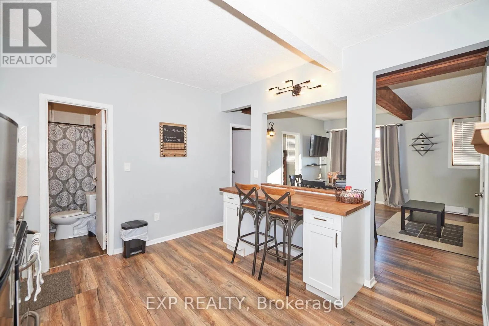 Apartment for rent: 1 - 4675 Queen Street, Niagara Falls, Ontario L2E 2L9