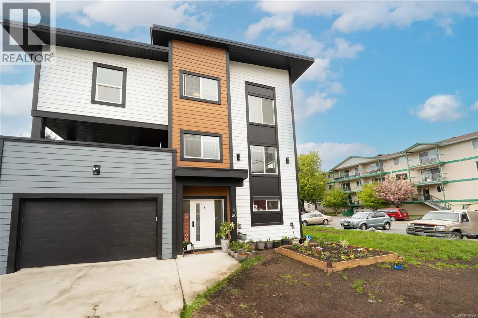 Duplex for rent: 1 50 King George St N, Lake Cowichan, British Columbia V0R 2G1