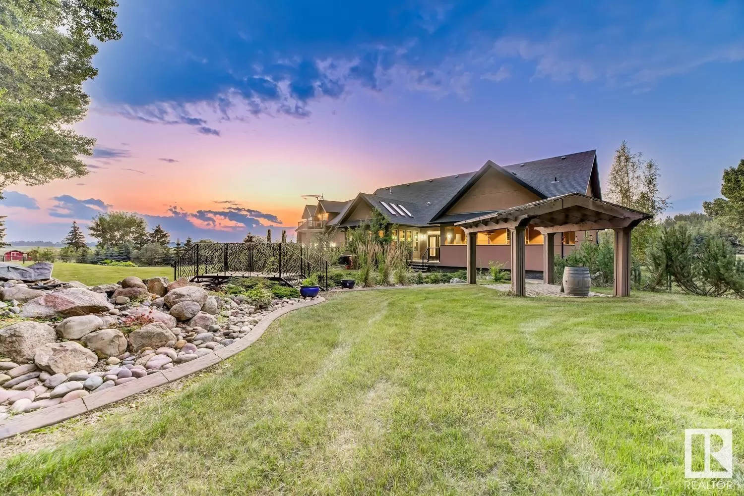 House for rent: #1 52225 + 52217 Rge Road 273, Rural Parkland County, Alberta T7X 3R6