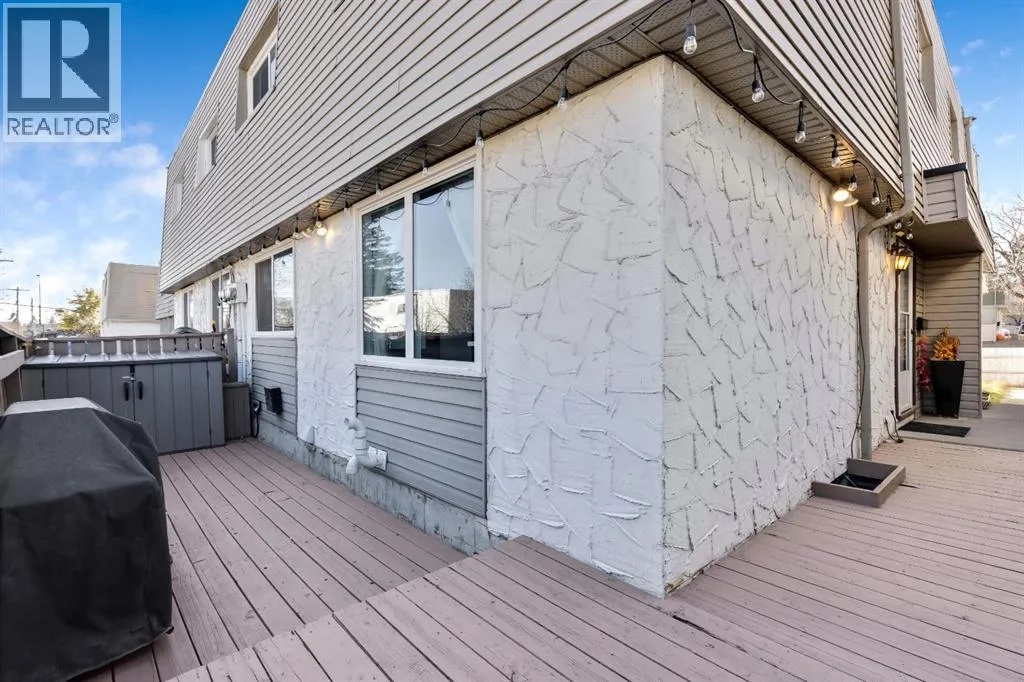 Row / Townhouse for rent: 1, 6412 4 Street Ne, Calgary, Alberta T2K 5M8