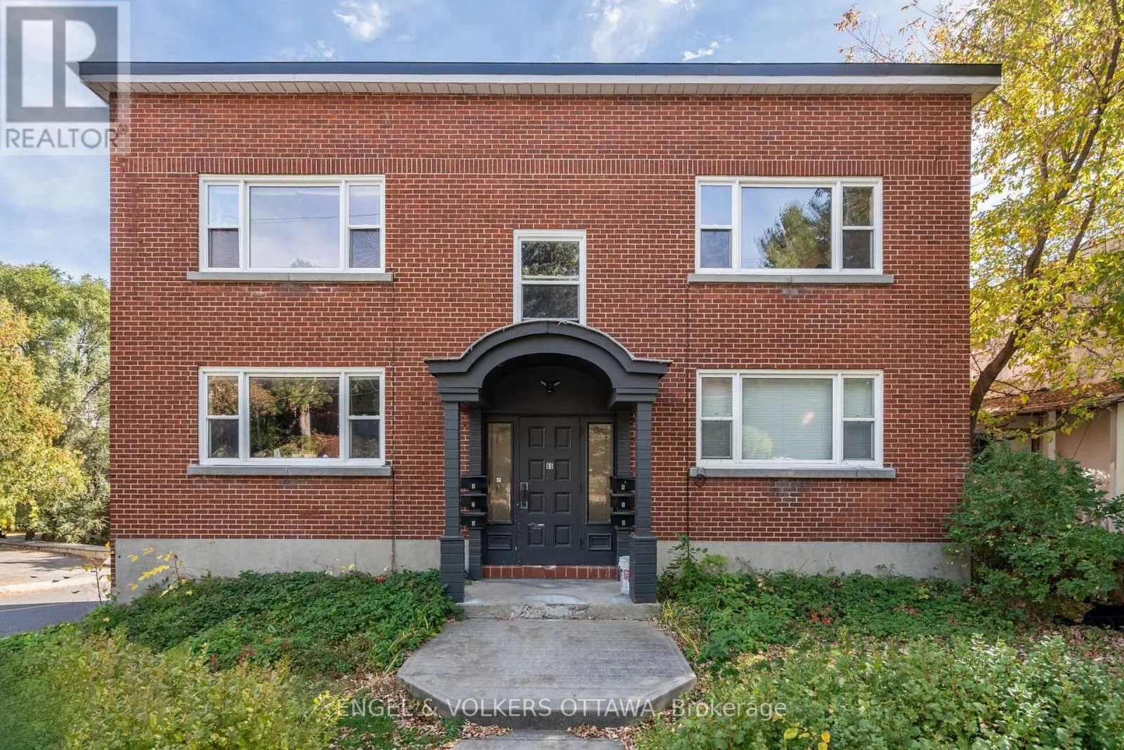 Other for rent: 1 - 65 Riverdale Avenue, Ottawa, Ontario K1S 1R1