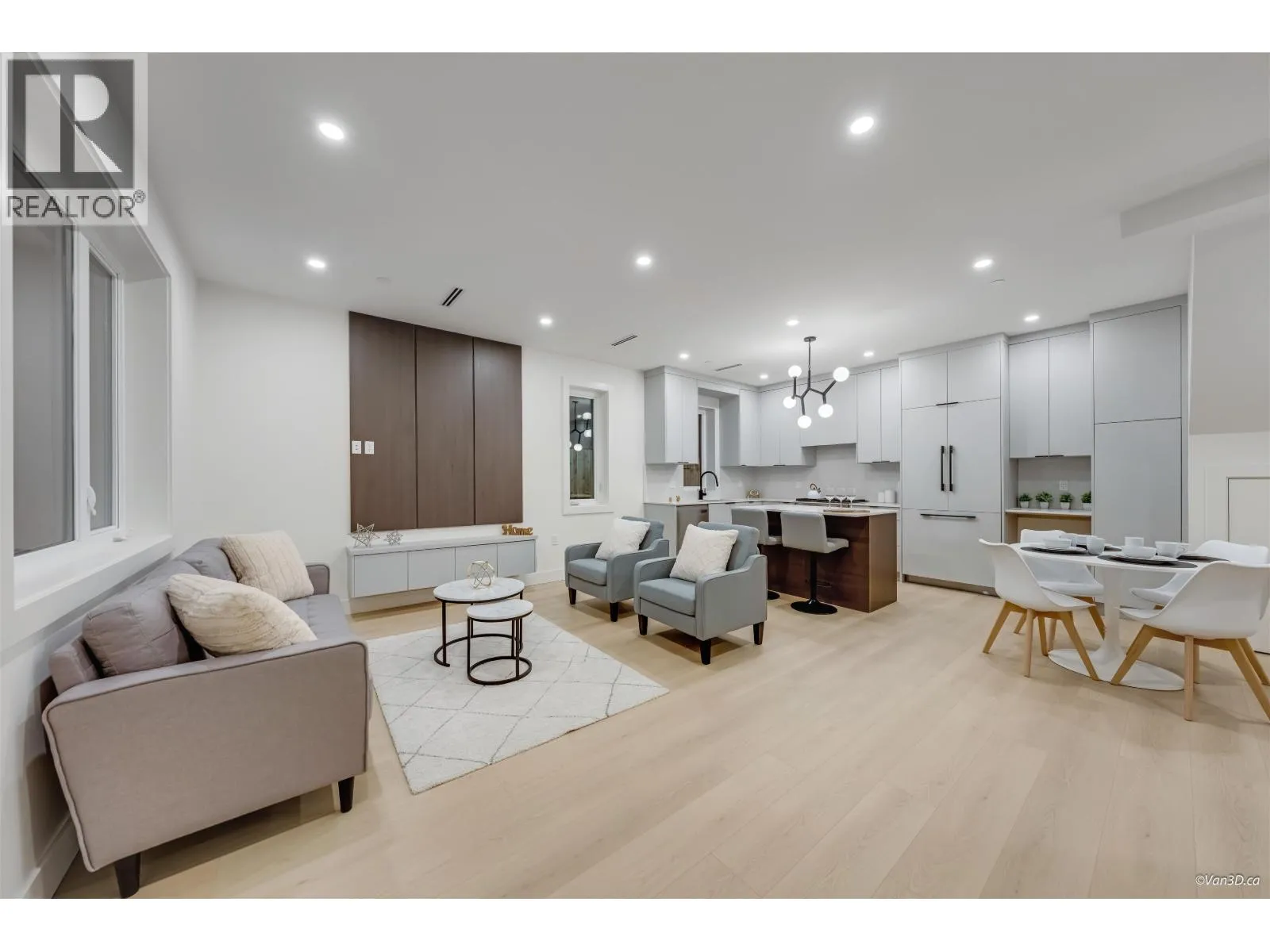 Row / Townhouse for rent: 1 6730 Heather Street, Vancouver, British Columbia V6P 3P4