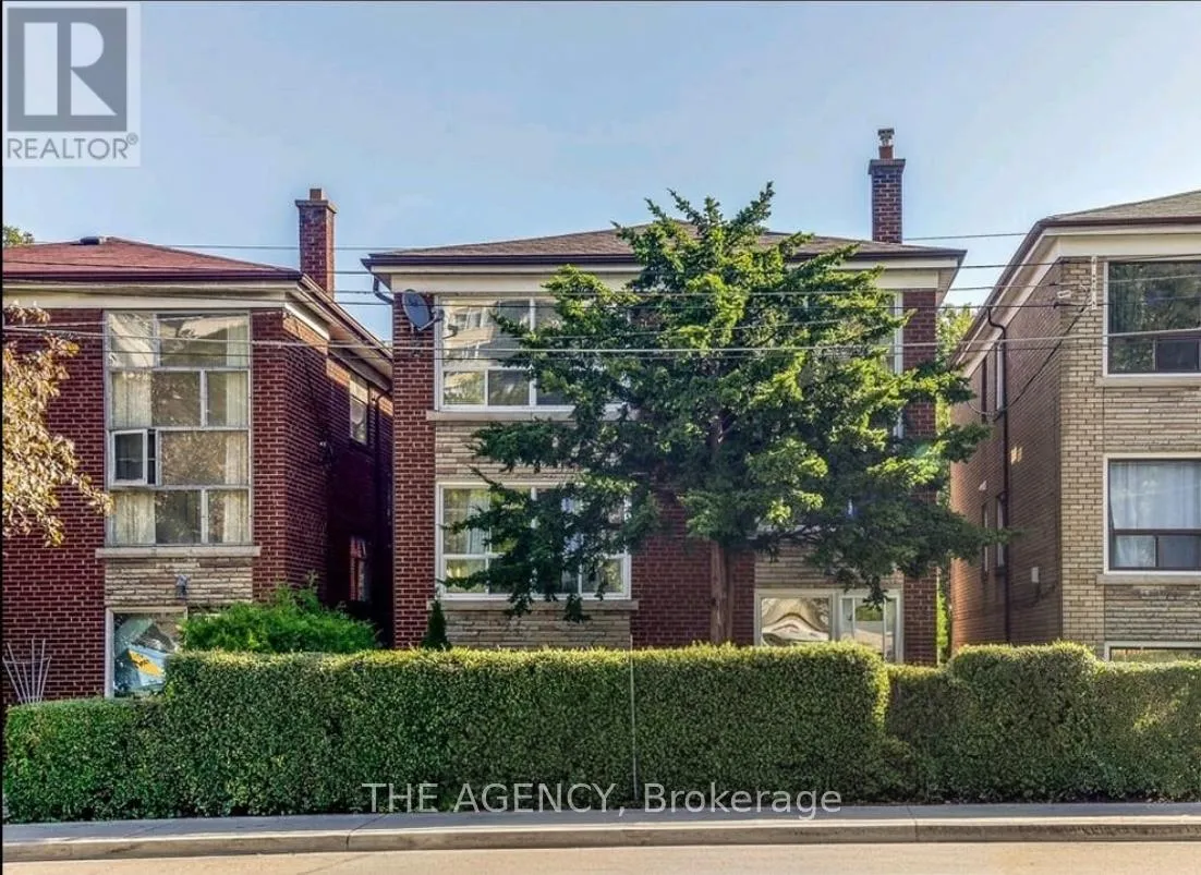 Triplex for rent: 1 - 75 Keele Street, Toronto, Ontario M6P 2J8