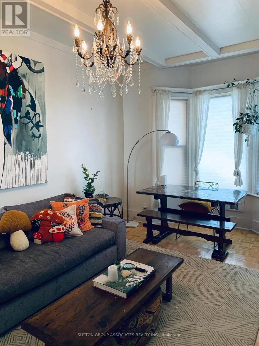 House for rent: 1 - 76 Orchard View Boulevard, Toronto, Ontario M4R 1C2