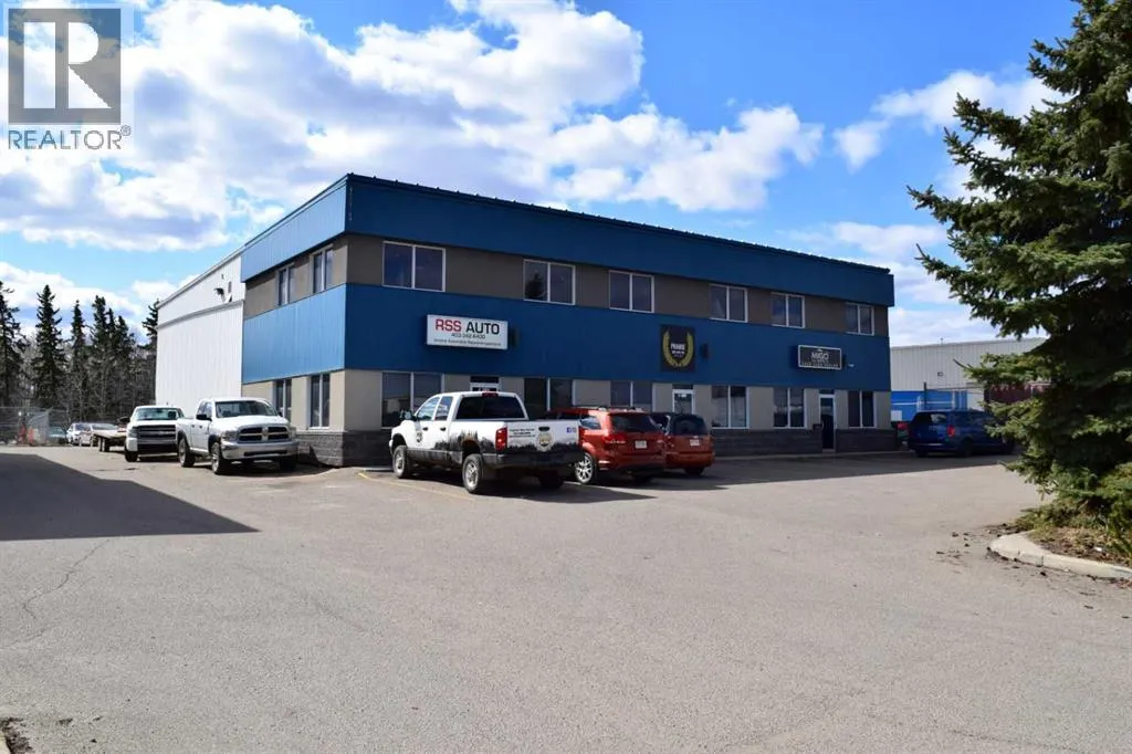 1, 8121 49 Avenueclose, Red Deer, Alberta T4P 2V5