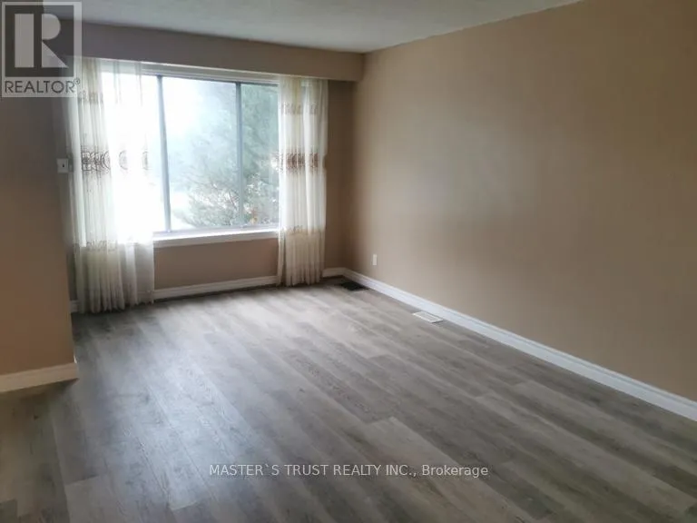 House for rent: 1 - 89 Westmount Drive S, Orillia, Ontario L3V 6E1