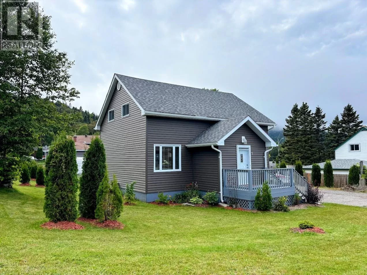 1 Abrams St, Marathon, Ontario P0T 2E0