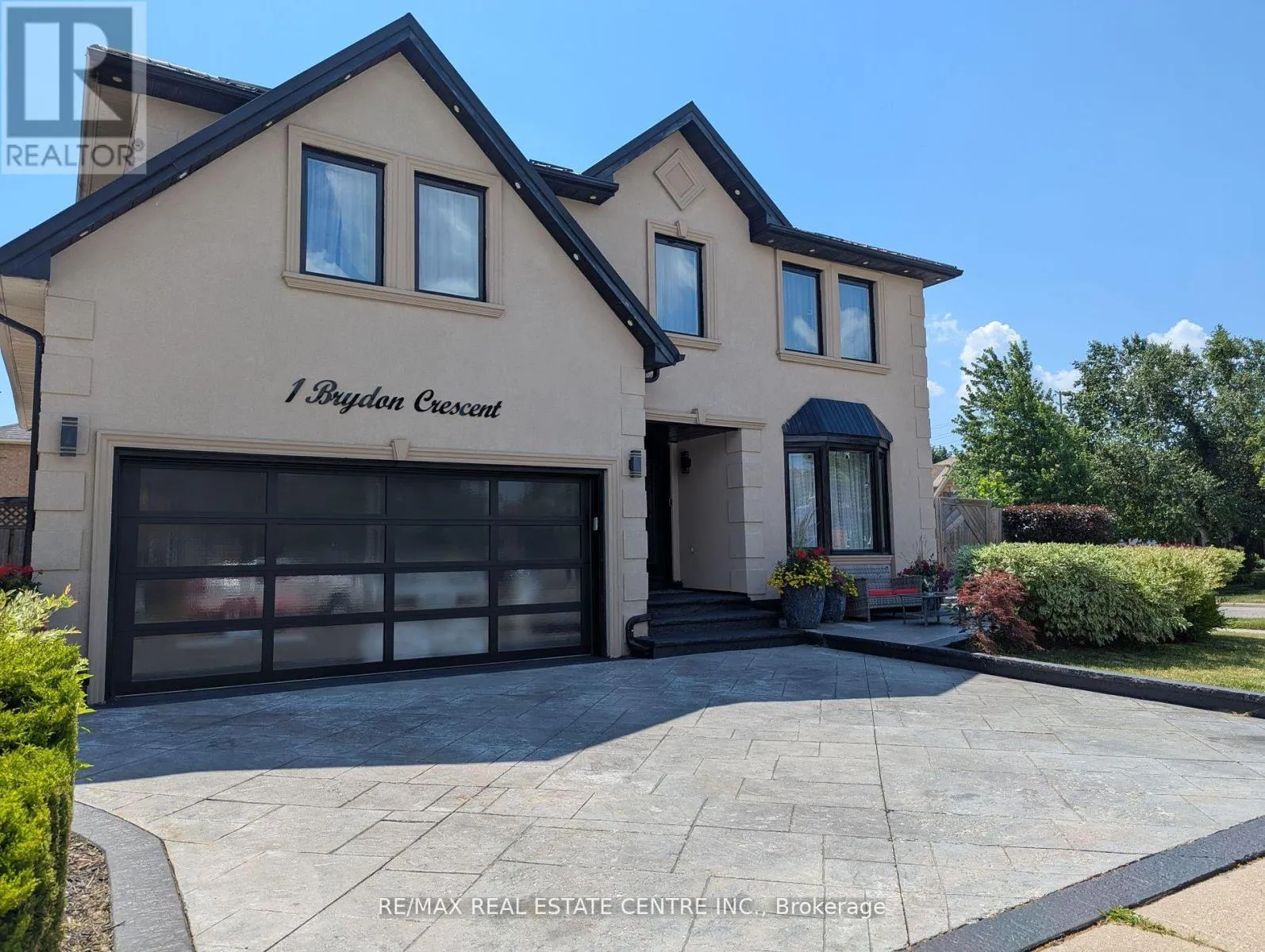 House for rent: 1 Brydon Crescent, Brampton, Ontario L6X 3H5