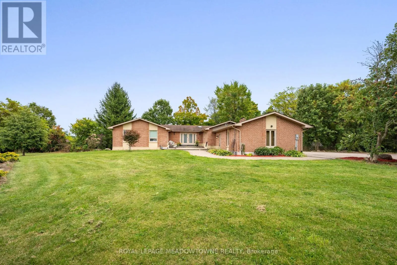 House for rent: 1 Cassidy Lane, Caledon, Ontario L7C 1P5