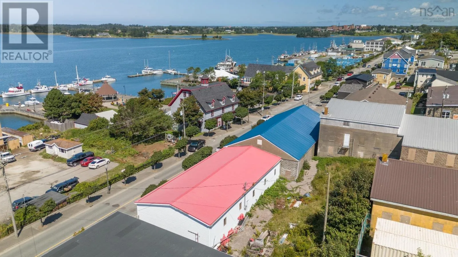 1 Central Street, Yarmouth, Nova Scotia B5A 3H1