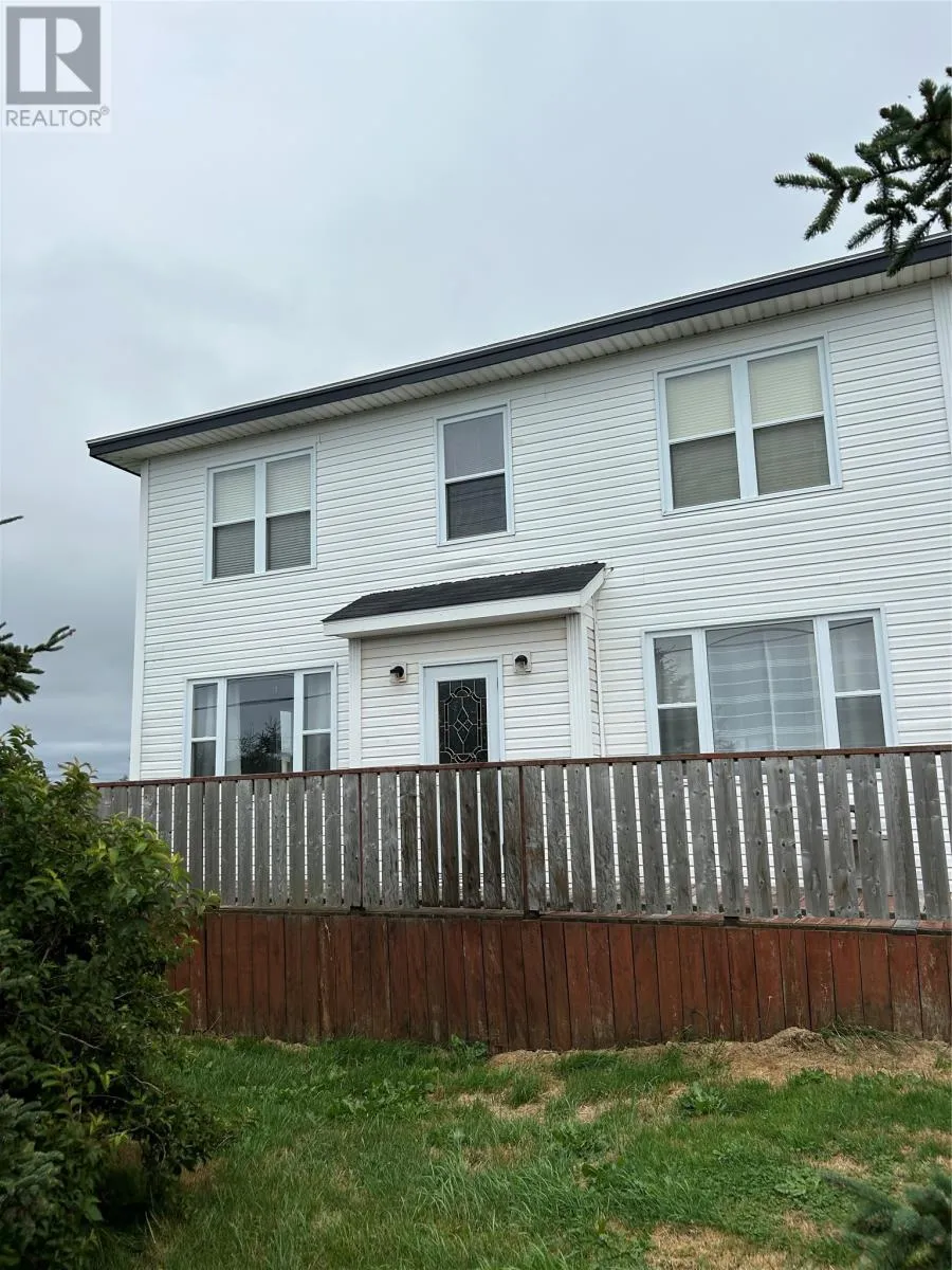 House for rent: 1 Conway Street, Bell Island, Newfoundland & Labrador A0A 4H0