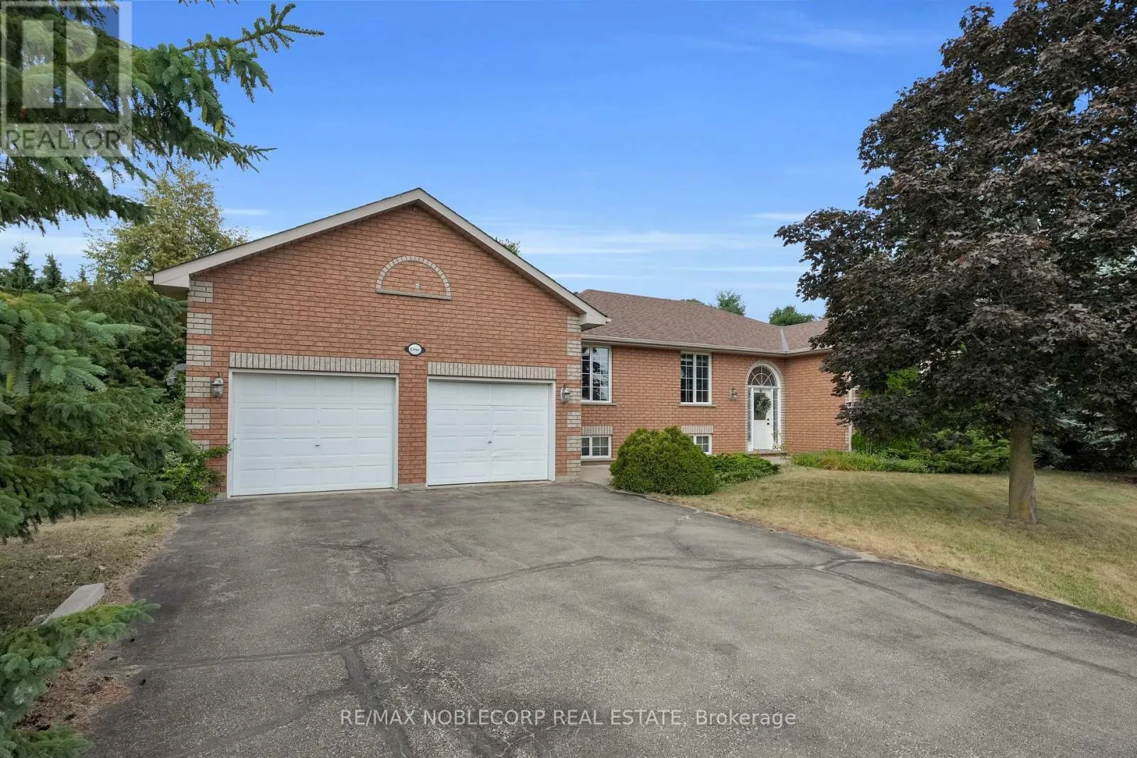 House for rent: 1 Dekker Street, Adjala-Tosorontio, Ontario L0M 1J0