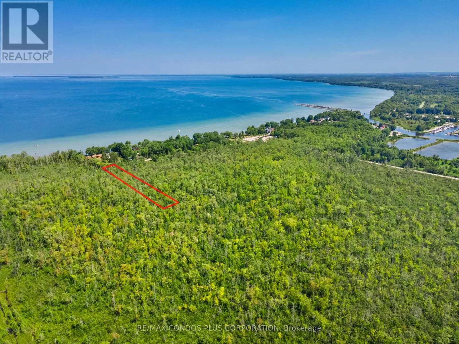 1 Donna Drive, Georgina, Ontario L0E 1N0