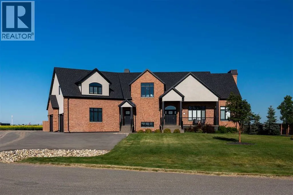 House for rent: 1 Edgemoor Way W, Lethbridge, Alberta T1J 5R6