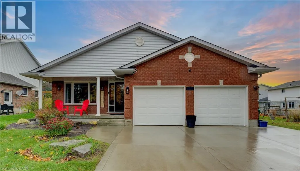 House for rent: 1 Edgewood Court, Wellesley, Ontario N0B 2T0