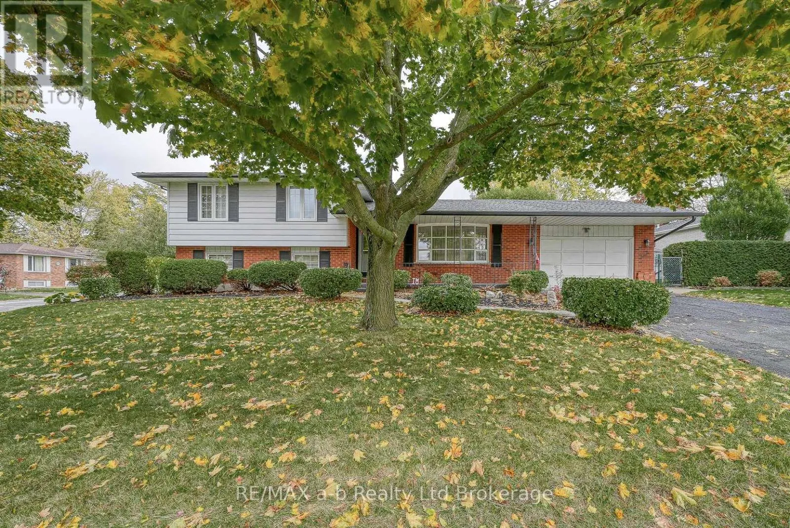 House for rent: 1 Golden Place, Ingersoll, Ontario N5C 3N5