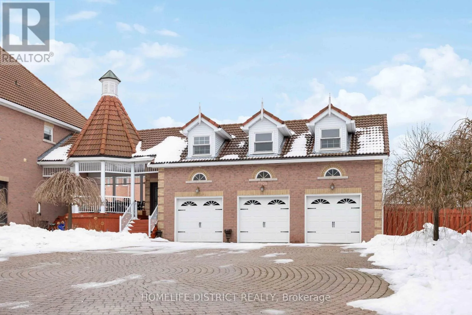 Other for rent: 1 Grovepark Street, Richmond Hill, Ontario L4E 2R5