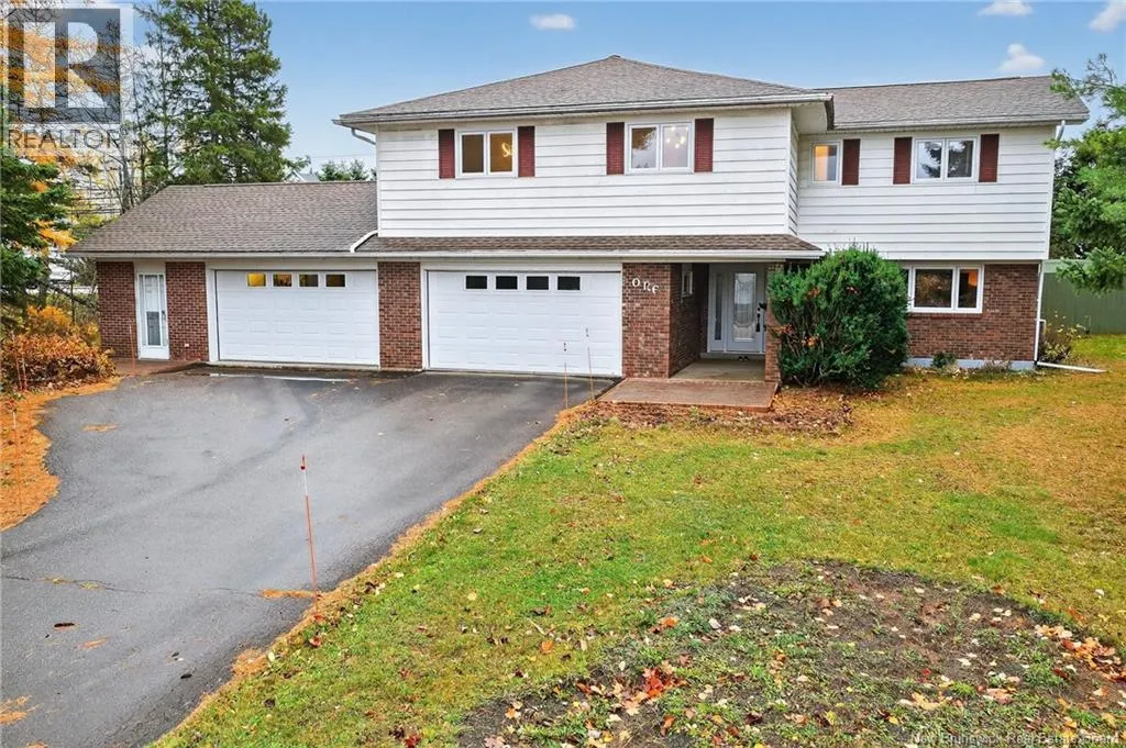 1 Havenwood Court, Moncton, New Brunswick E1A 5W4